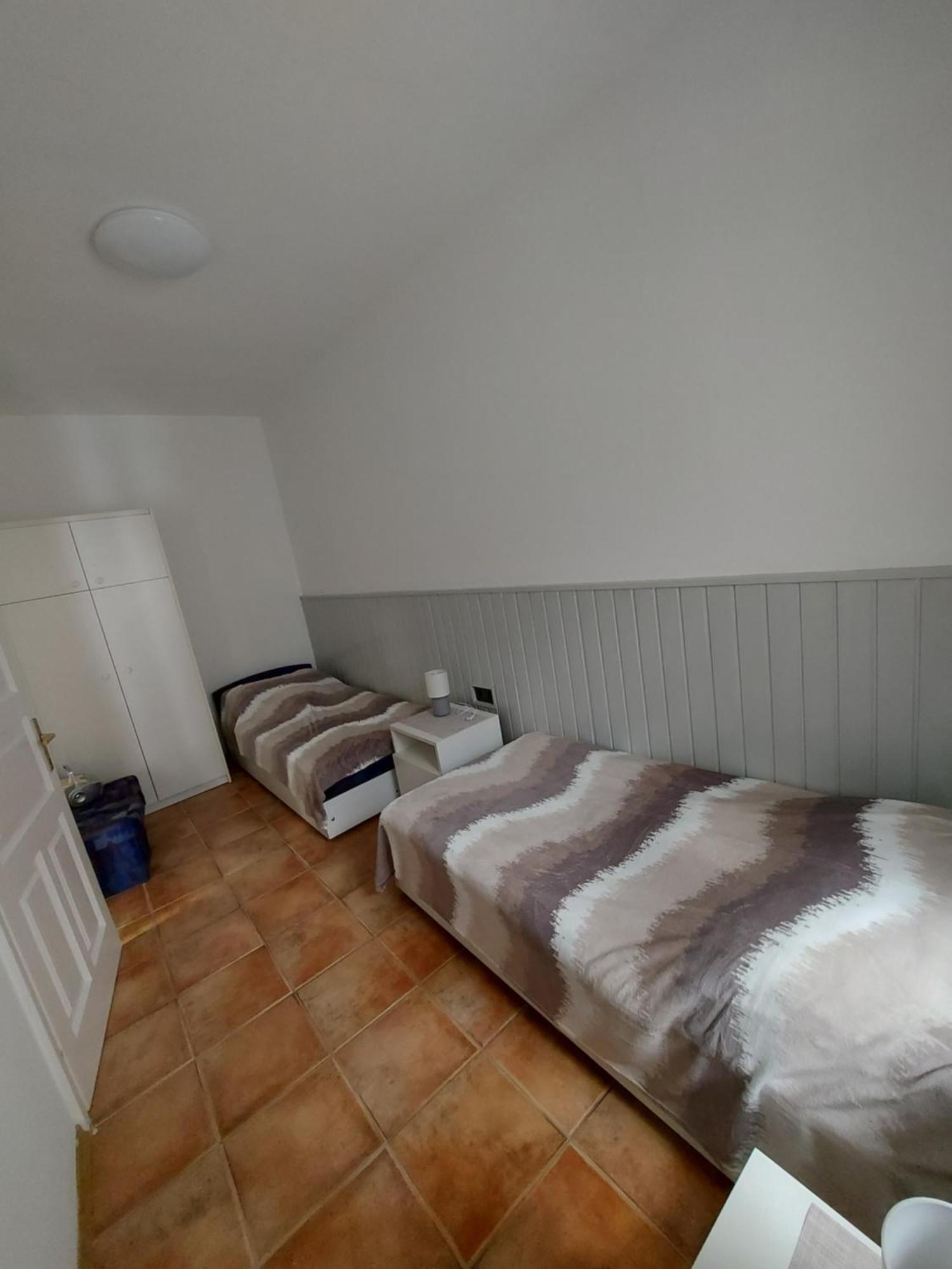 Istvan Apartmanok Keszthely Bagian luar foto