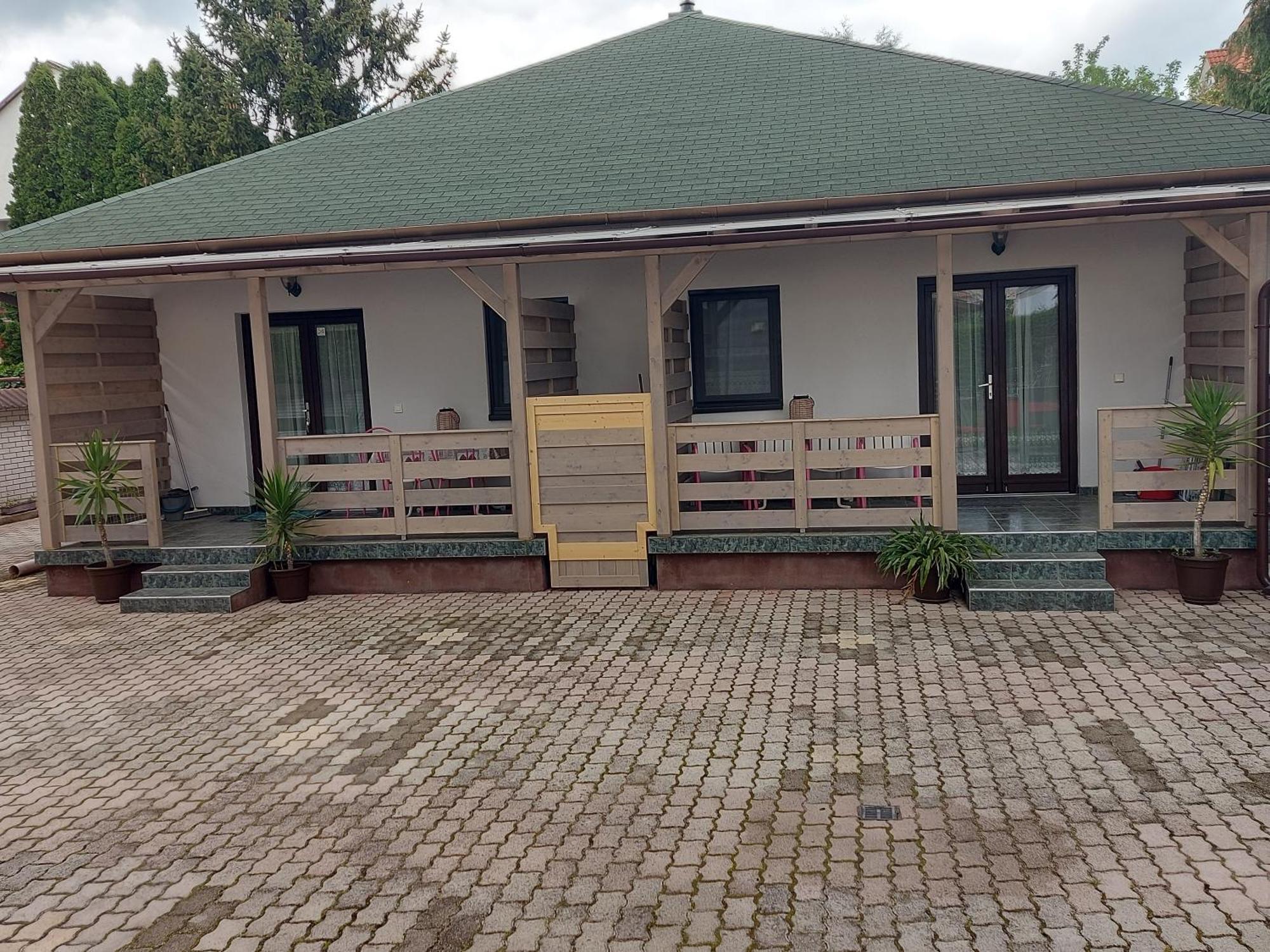 Istvan Apartmanok Keszthely Bagian luar foto